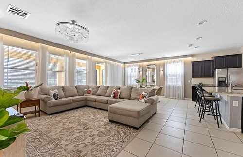 Loughman House | Star Wars Themed Movie Theater 6BR