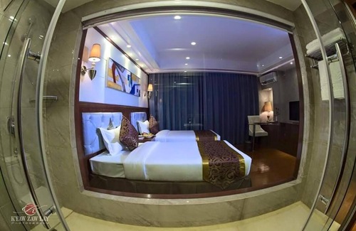 Naypyidaw Hotel | Star World Hotel
