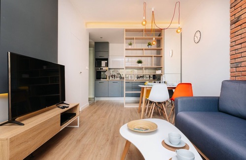 Bielany Apartment | Stare Bielany 2-Bedroom Apartment