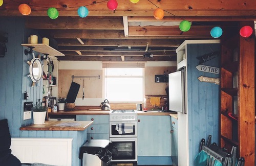 Hengistbury Head Apartment | Stargaze from a beach hut on the Mudeford Sandbank