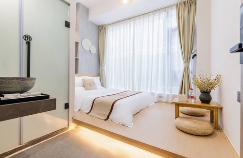 Liwan Hotel | Stargazing Platform Inn - Guangzhou ChenClanAcademy & ShaMian & YongQingFang Branch