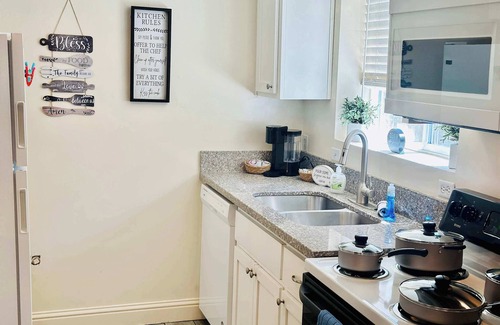 West University Apartment | Starlight Dream Cabin