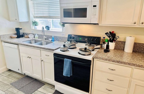 West University Apartment | Starlight Dream Cabin