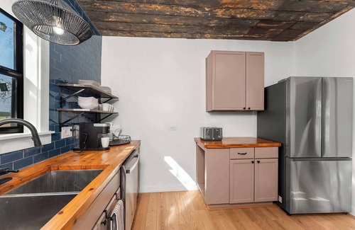Stonewall House | Starry Night Cottage 1