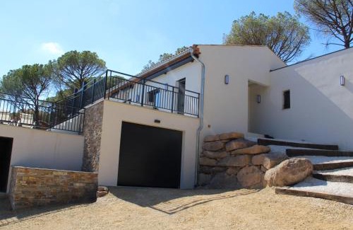 Vidauban Villa | State of the Art Fixtures Villa in Vidauban with Pool