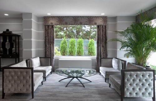 Foggy Bottom Hotel | State Plaza Hotel