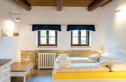 Sloupnice House | Statek Poštolka