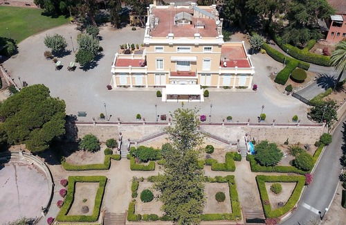 Sant Vicenc de Montalt Villa | Stately Mansion, 13 rooms, huge gardens, pool, tennis, beach 5 minute walk
