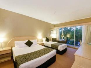 Curtin Hotel | Statesman Hotel