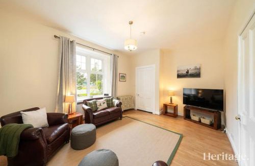 Dinnet House | Station Cottage Dinnet, Aboyne