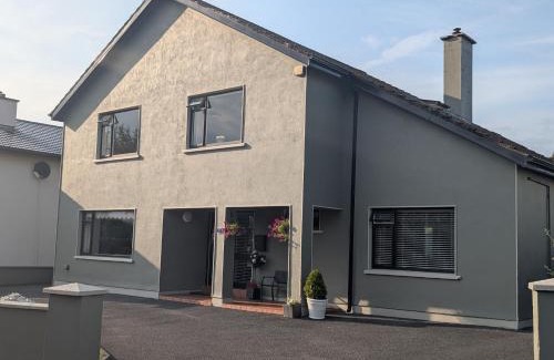 Castlebar House | Station Road Homestay