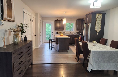 Riverview House | Stay Close, Stay Cozy: Your Moncton Adventure Starts Here!