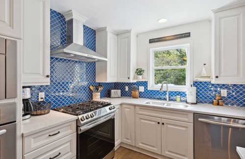 Pelican Bay House | Stay @ Deja Bleau on Isle of Palms