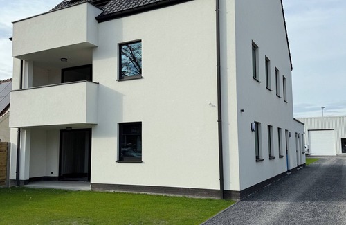 Maldegem Apartment | Stay Every Day (App 2). New building with 3 apartments. Between Bruges and Ghent.