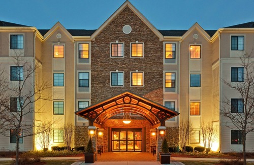 Glenview Condo | Stay in "The Glen" Business District! Free Breakfast, Pool. | Staybridge