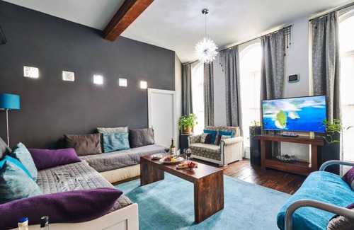 Northern Quarter Apartment | Stay Manchester Sleeps 15 City Centre Apartment
