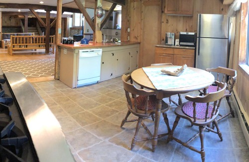 Gaylordsville House | Stay on an Alpaca Farm