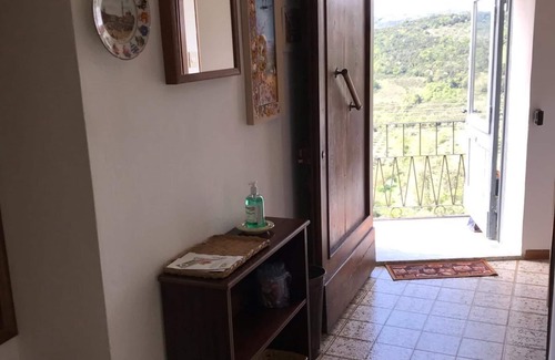 Murlo Apartment | Stay on the walls of Murlo Castle, apartment with breathtaking views