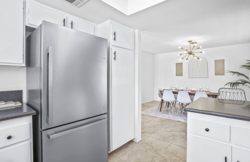 Bermuda Dunes House | Stay @PortRoyalParadise - EV Charger, Pool, Spa!