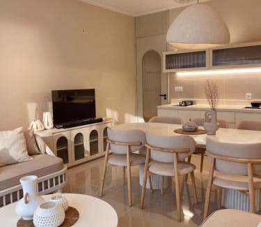 Pantai Indah Kapuk House | Stay Raum