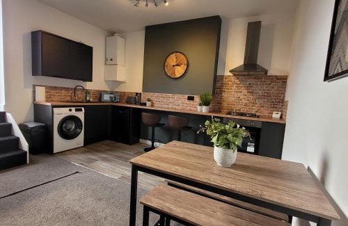Burton on Trent Apartment | Stay @ The Old Bank Apartments, Burton on Trent
