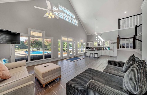 Tyler Villa | Stay Tyler @ Villa Grande