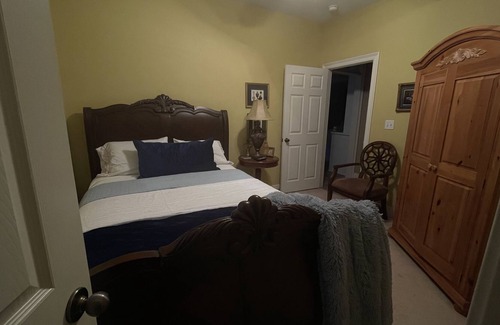 Geismar House | Stay with Brenda….Beautiful home with private room and bath…outdoor patio.