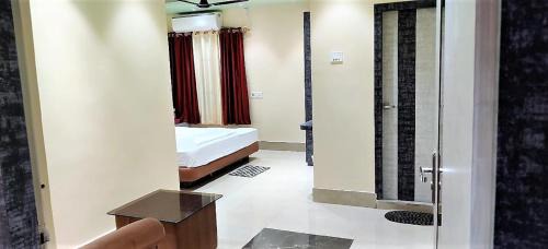 Dakshineswar Hotel | STAYMAKER Addyama - Only Indian Citizens Allowed