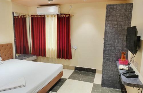 Dakshineswar Hotel | STAYMAKER Addyama - Only Indian Citizens Allowed