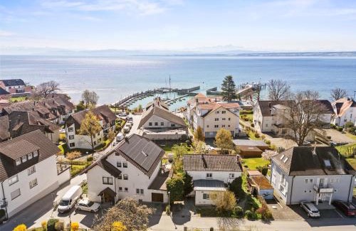 Hagnau Apartment | STAYS Hafenblick direkt am See