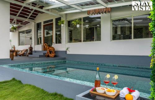 Nakur Sirangala Villa | StayVista at Kailaasa with Bonfire, Pool and Al-fresco