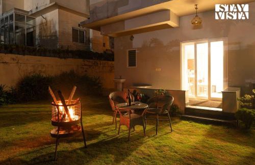 Tepesia Villa | StayVista at Ohana 36 - Lawn, Gazebo & BBQ
