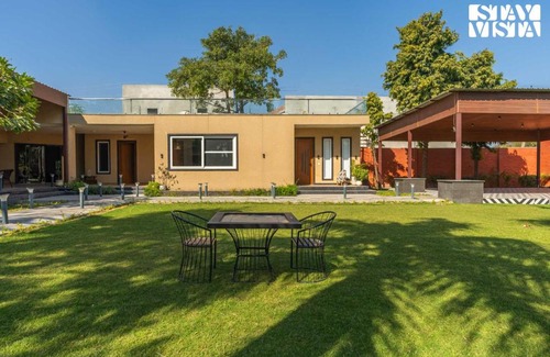 Faridabad Villa | StayVista at Palash Van Luxury 3BR Villa in Faridabad New Delhi with Bonfire, Pool, Wi-Fi