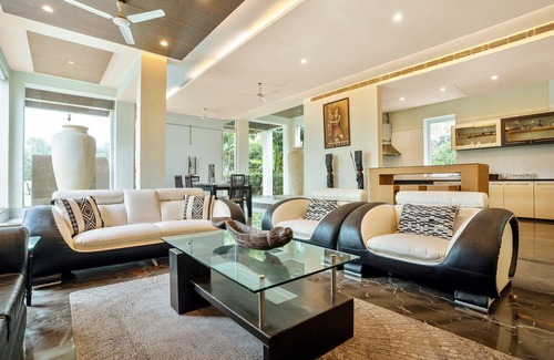 Howrah Villa | Stayvista at Timeless Elegance w/Pool, Bbq, Wi-fi