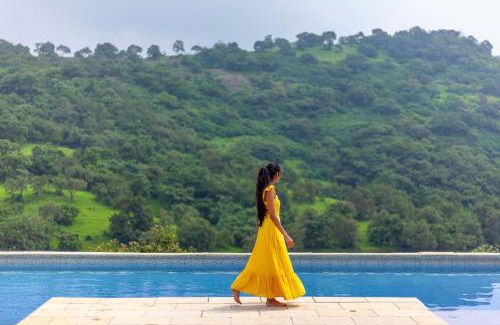 Kurvande Villa | StayVista's Shivom Villa 3 - A Serene Escape with Views of the Valley and Lake