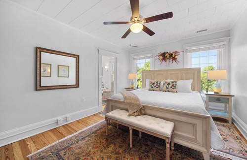 Steeles Tavern Bed & Breakfast | Steeles Tavern Manor