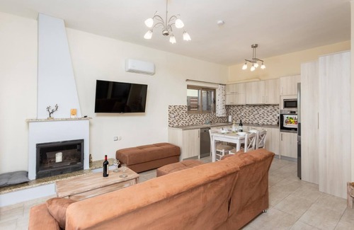 Roumeli Villa | Stefania Villa Dio - One Bedroom Villa, Sleeps 4