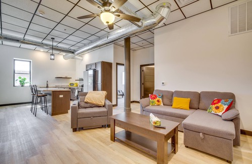 Cashton Apartment | Step-Free Cashton Apartment: Steps to Downtown!