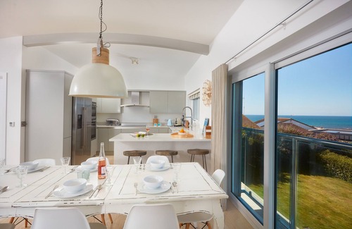 Widemouth Bay Apartment | Step inside this gorgeous retreat where upside down living takes full advantage of the sea views.