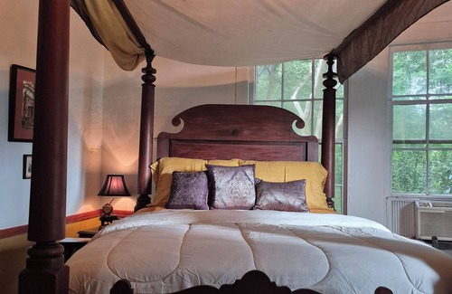Washington Other | Step into Old French colonial Louisiana's hospitality & culture!