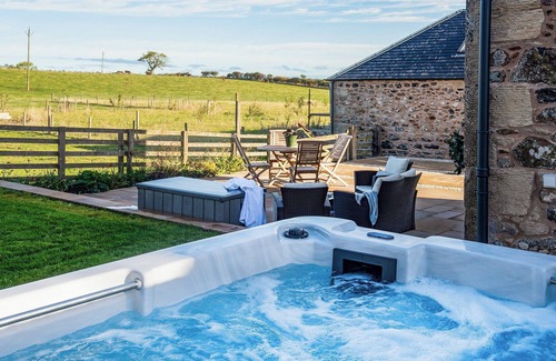 Duns Cottage | Step into the Cart House and you will feel instantly at ease.