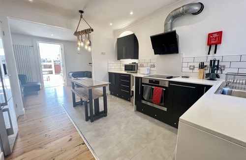 Caister-on-Sea Cottage | Step ONTO the beach @ Number Two, Beachfront