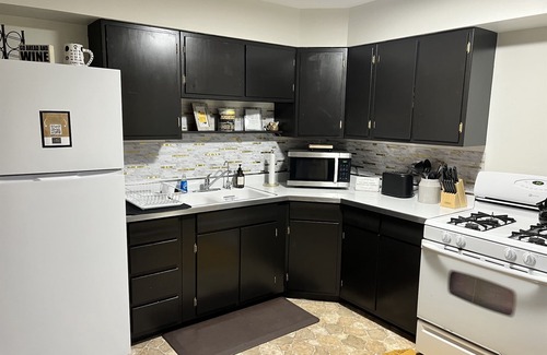University Heights House | Steps from the University of IA & Hospital Campus!