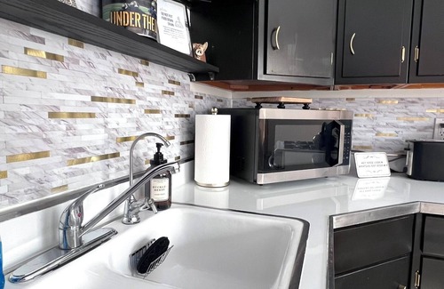 University Heights House | Steps from the University of IA & Hospital Campus!