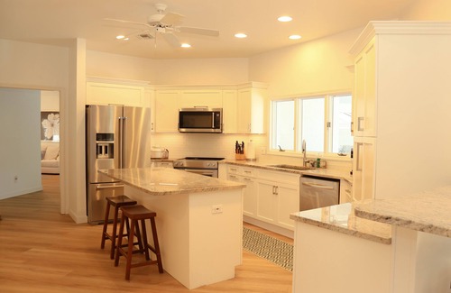 South Beach Villa | Steps to Beach Modern Luxurious 4 BR heated Pool/SPA nverobeachvilla.com