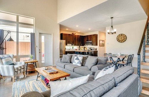 Silvercreek House | Steps to Conquest Ski Lift: Granby Home w/Grill