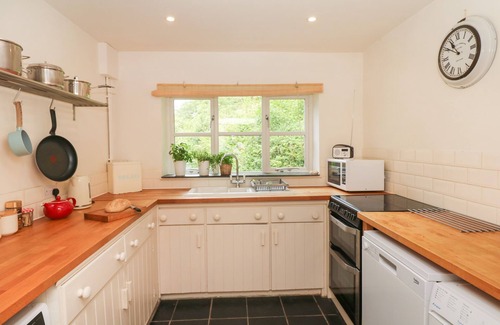 Diptford Cottage | STERT MILL, pet friendly, character holiday cottage in Diptford