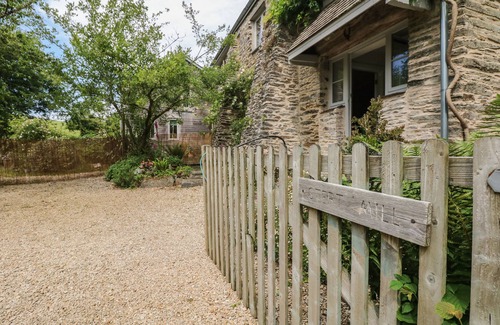Diptford Cottage | STERT MILL, pet friendly, character holiday cottage in Diptford