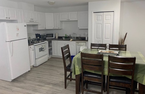 Brandon House | Stickney room 2.