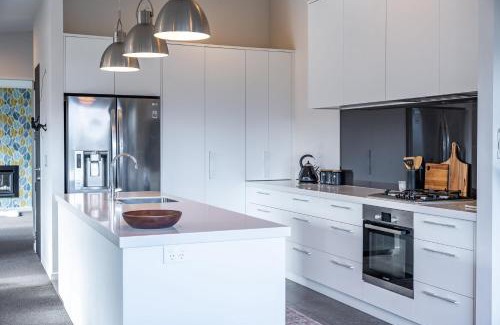 Wanaka House | Sticky Forest Lodge